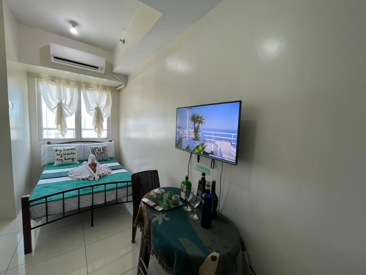 Stays At Green Residences 1 Studio Room Couples Bed With Complimentary Breakfast For 2 Manille Extérieur photo