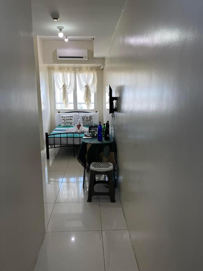 Stays At Green Residences 1 Studio Room Couples Bed With Complimentary Breakfast For 2 Manille Extérieur photo